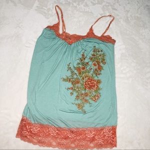 Urban Behavior Collection Medium Women Tank Top